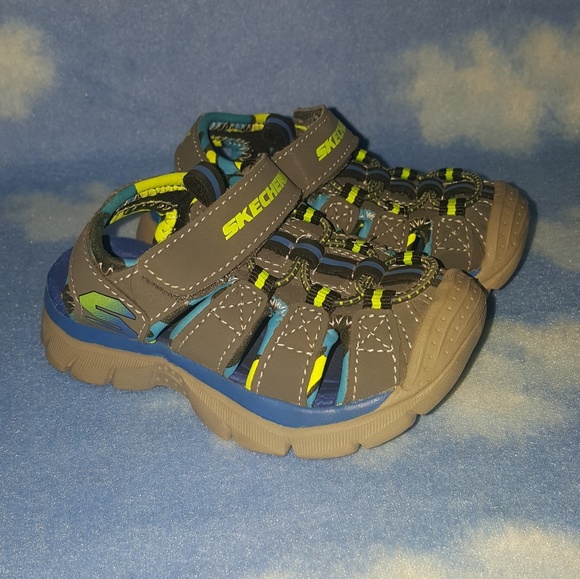 boys skechers flip flops